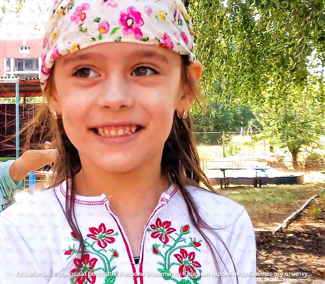 Дівчинка, наповнена життям. 2