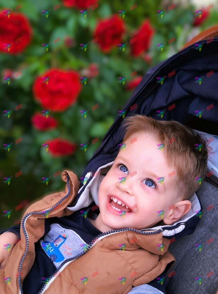 Врятуйте Максима!