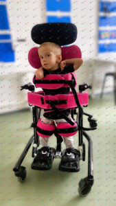 Тимур мріє ходити. 2