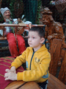 Маленький Матвій та недитячі труднощі. 3